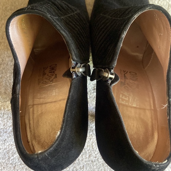 Salvatore Ferragamo. Made in Italy - Picture 6 of 7